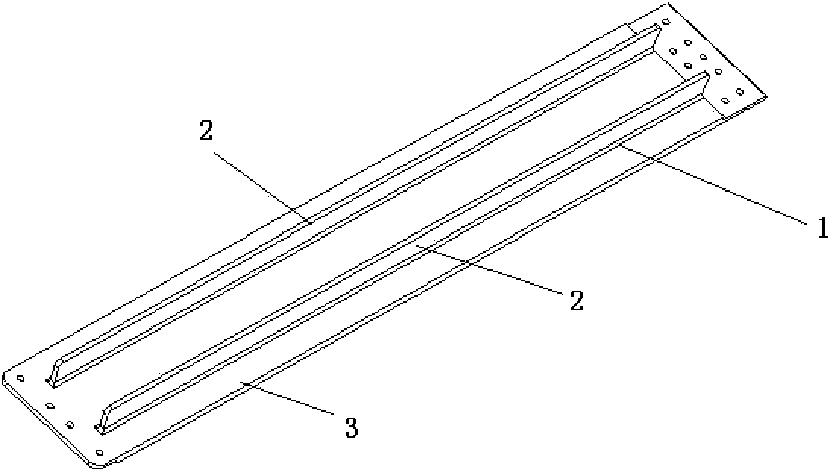 Deformation control method and control fixture for heat treatment of airplane sliding rail component