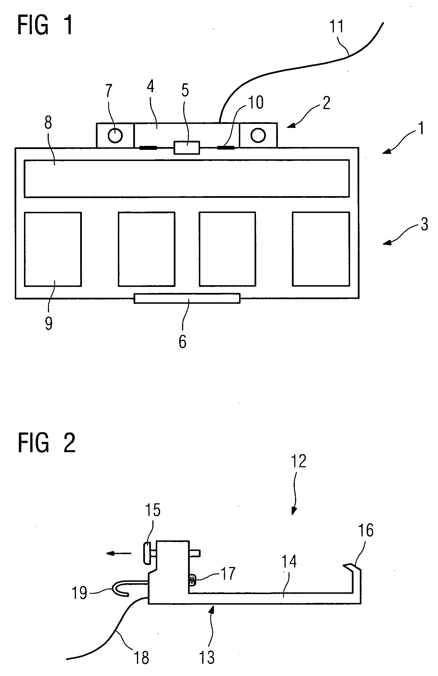 Charging apparatus for charging a wireless operating element of a medical device