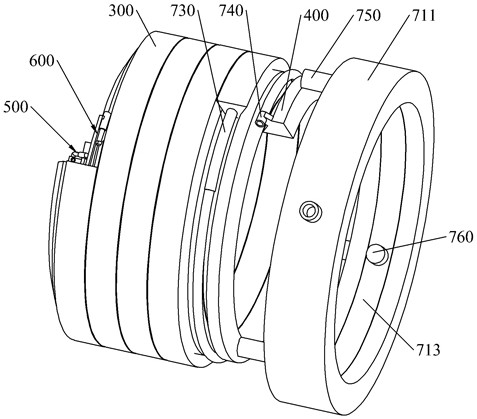 An adaptive connection device for multi-diameter tubular components