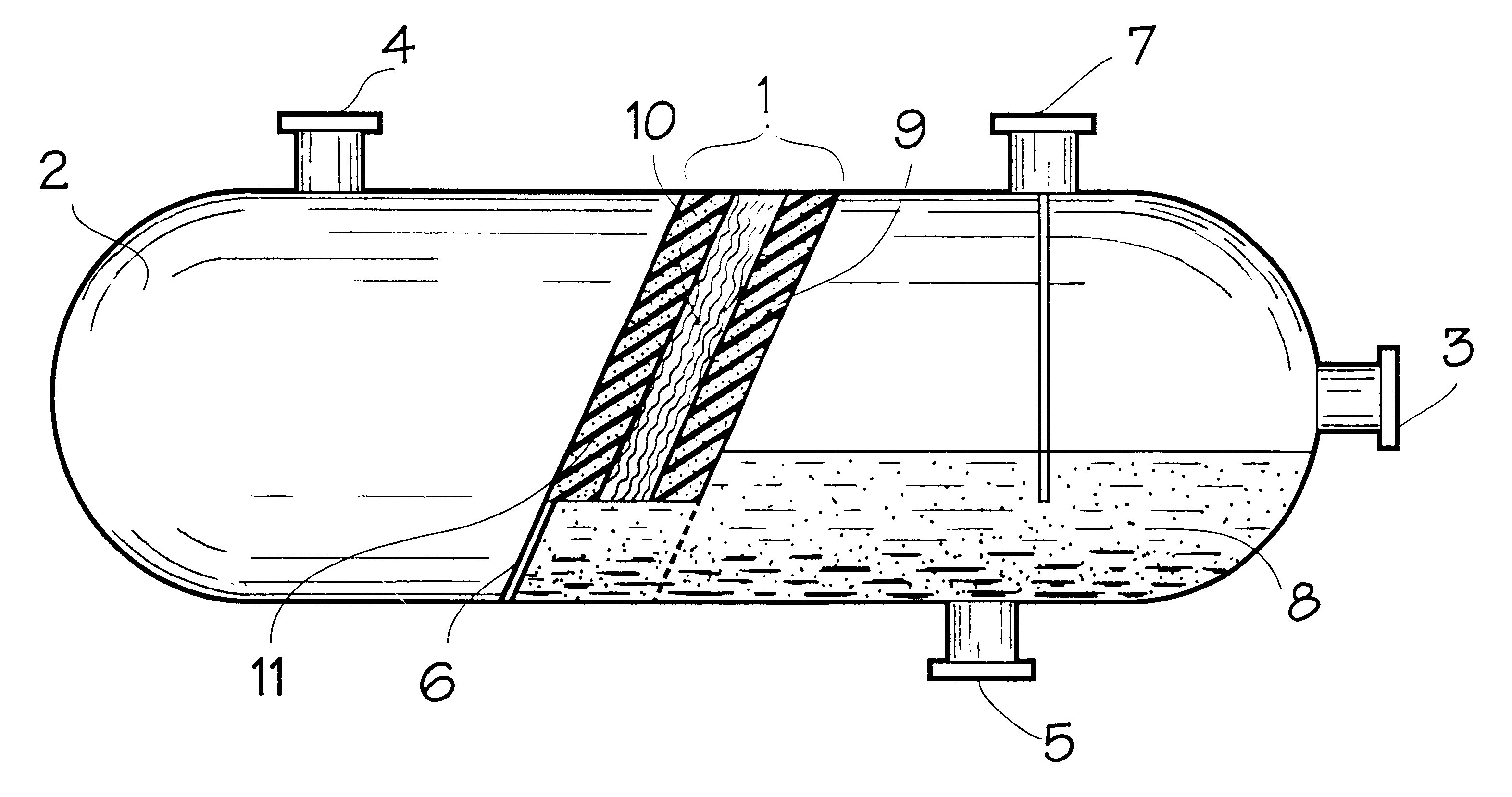 Method for dehydrating crude oil and petroleum products and device for realizing the same