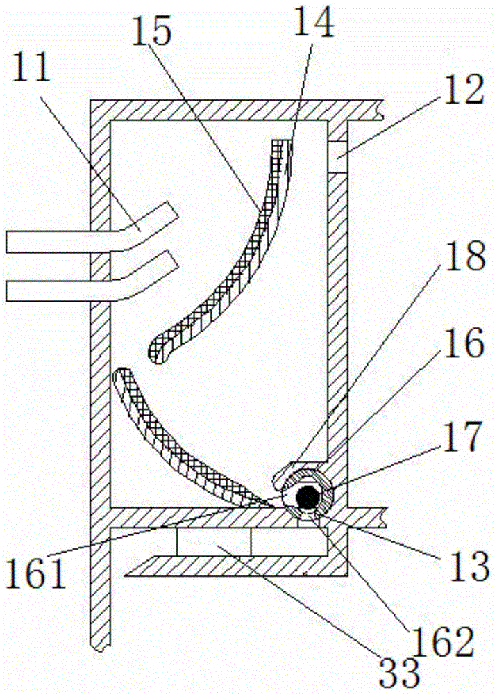 Chamber structure for separating liquid and air, auxiliary water tank and engine cooling system