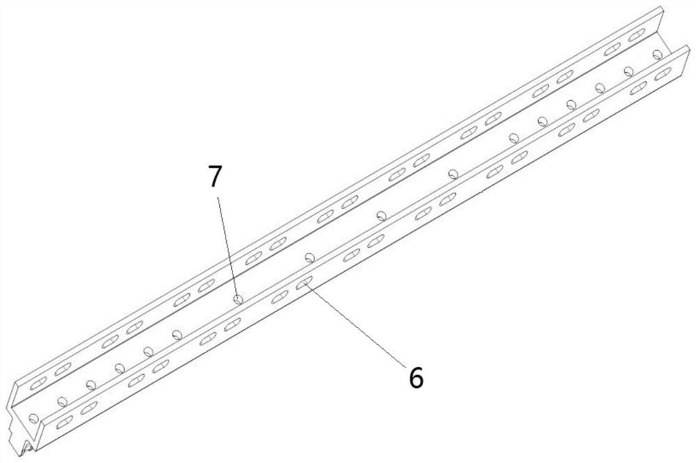 Cleaning scraping strip with water passing structure