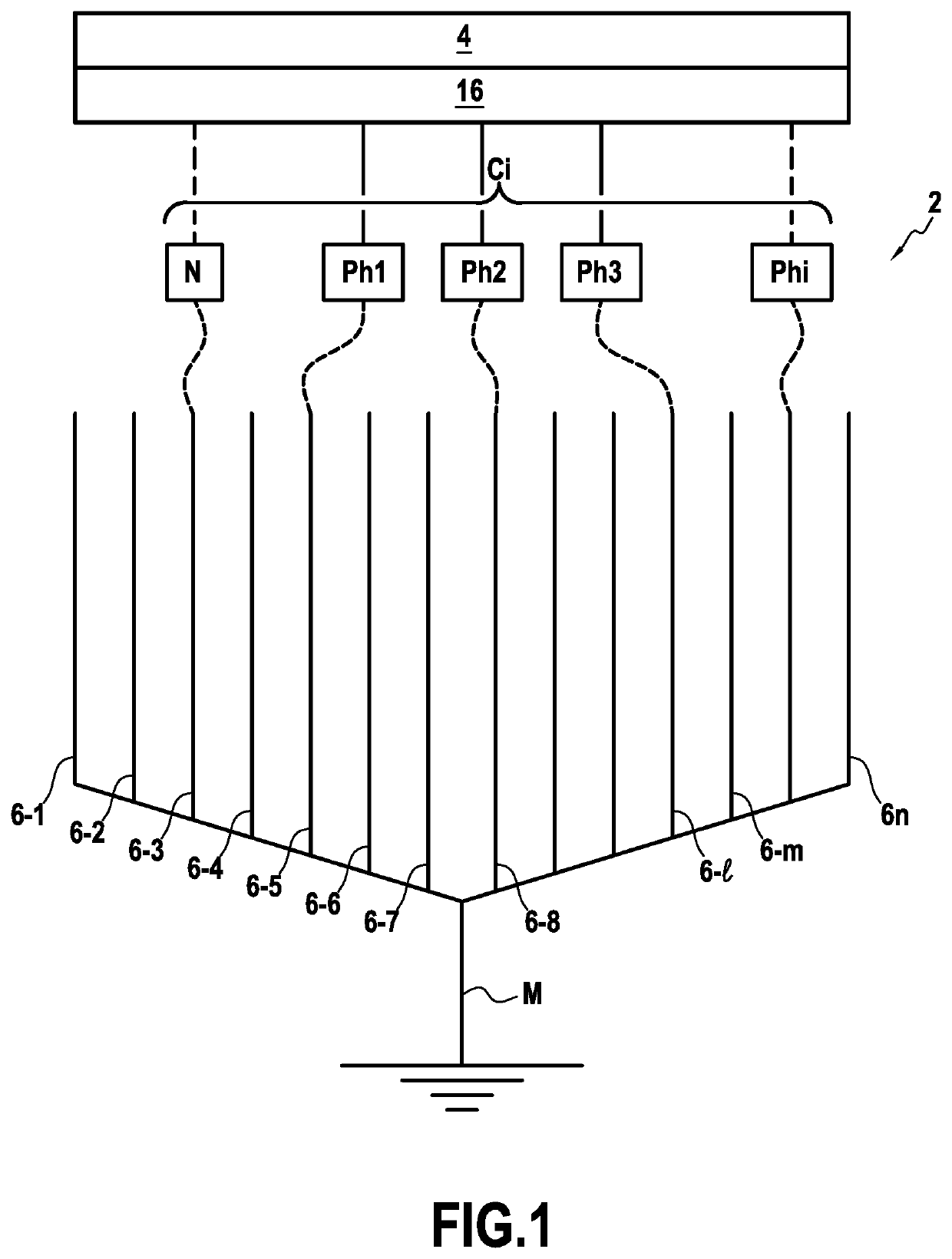 Electrical installation for an electric trace heating system for a metal pipe for transporting fluids and electric trace heating method for such a pipe