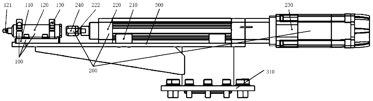 Automatic gluing device and gluing method