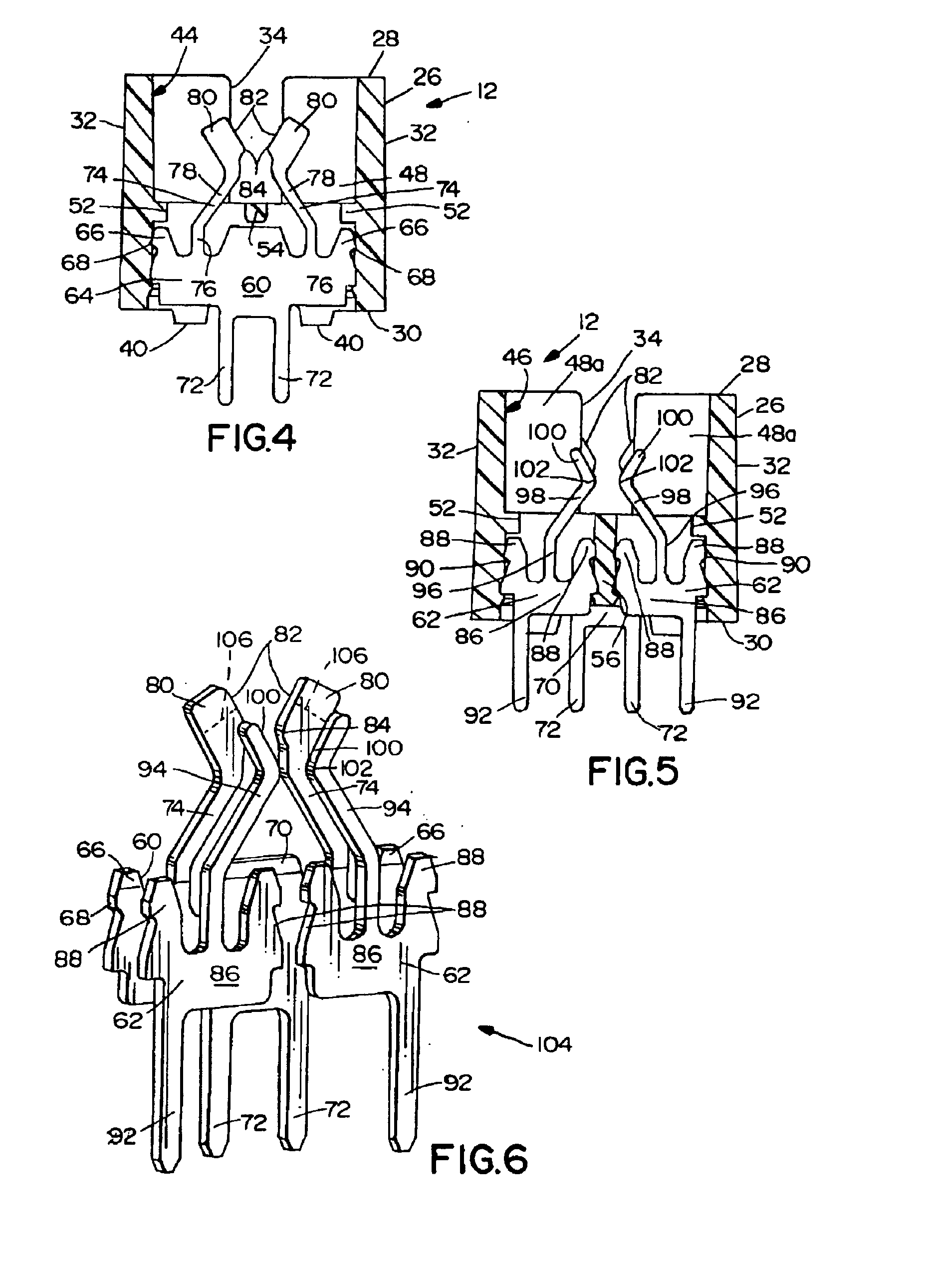 Card edge connector with symmetrical board contacts