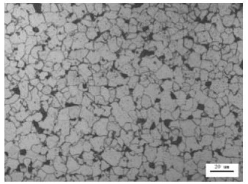 A hot-rolled coil of high-silicon and low-manganese pipeline steel and its production method