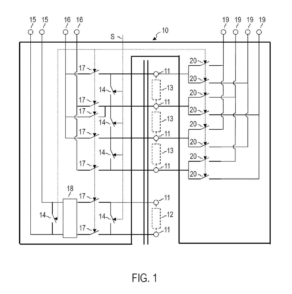 Switch apparatus, test apparatus and method for operating a switch apparatus for a measuring device for a transformer