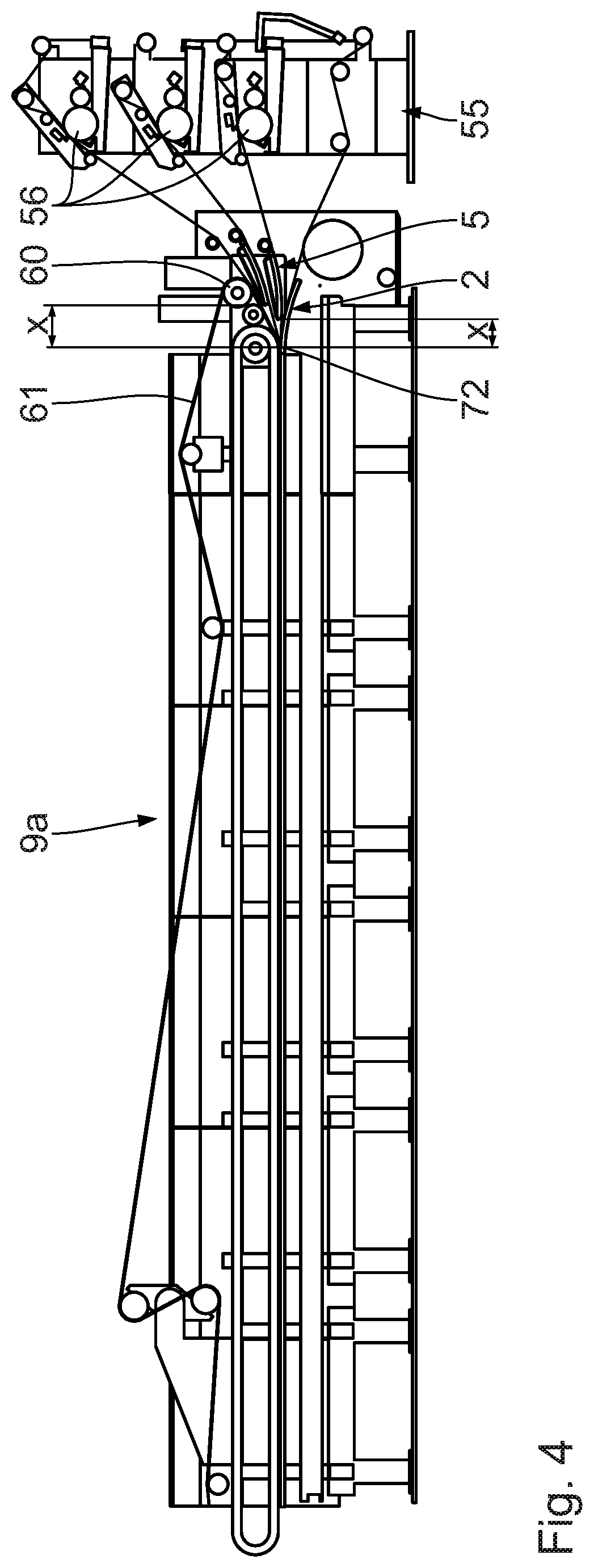 Heating device, comprising two preceding arcuate hot plates, of a two-sided machine