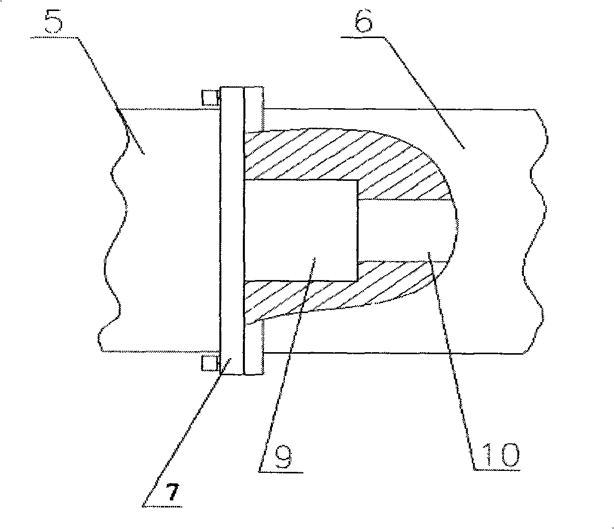 Lower-lever transmission device of double-lever vacuum extruder