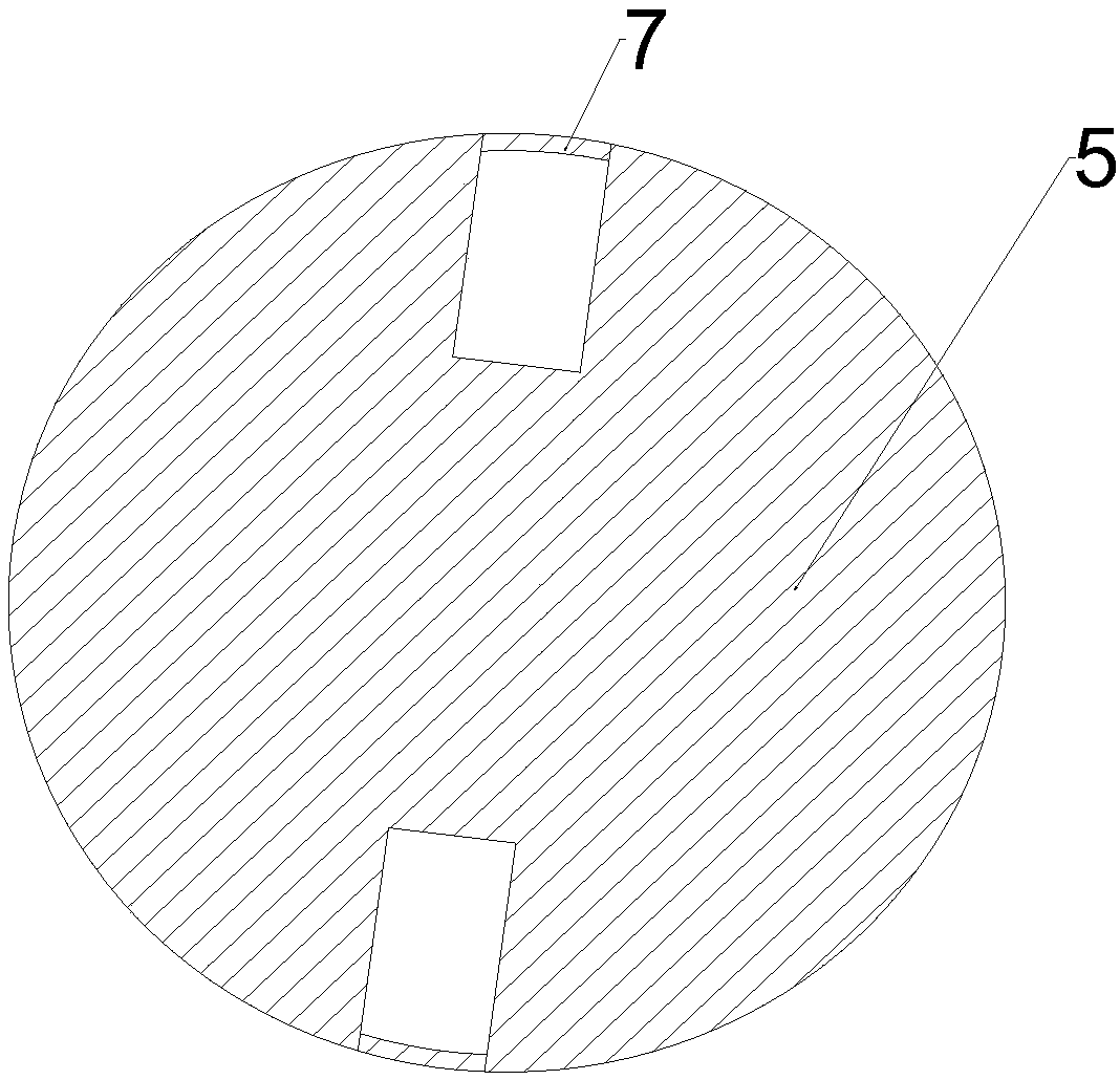 Device for recycling field drip irrigation tape and use method thereof