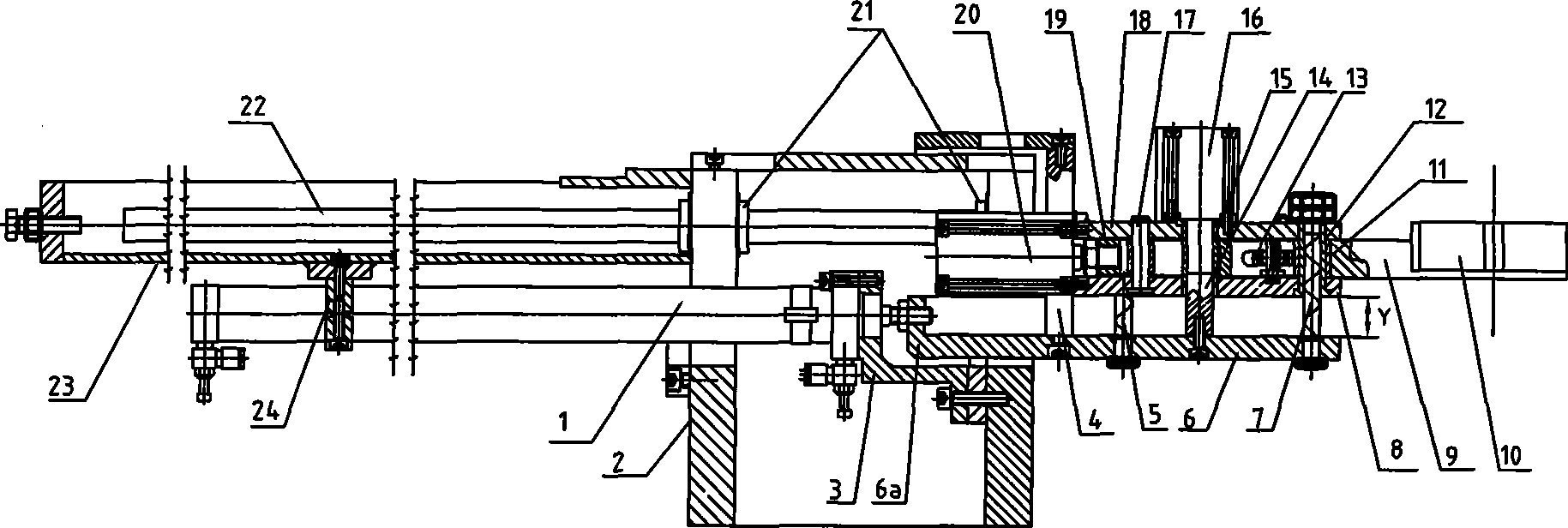 Automatic material-fetching machine for clarifier case formed by stretching