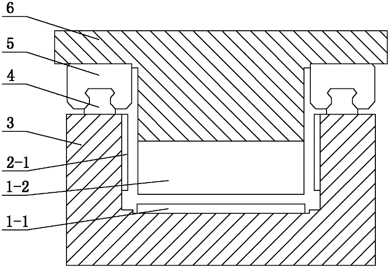 Energy feedback type linear electric motor testing and loading device