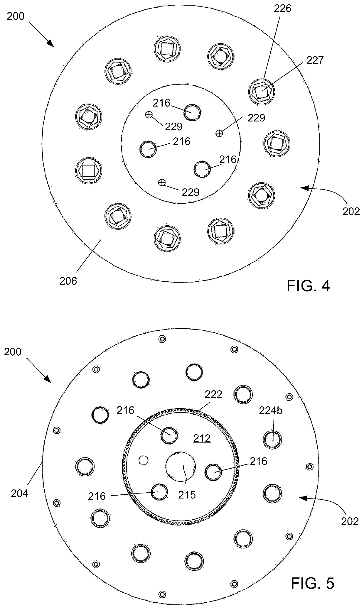 Apparatus for simultaneously applying torque to a plurality of jackbolts of a multi jackbolt tensioner