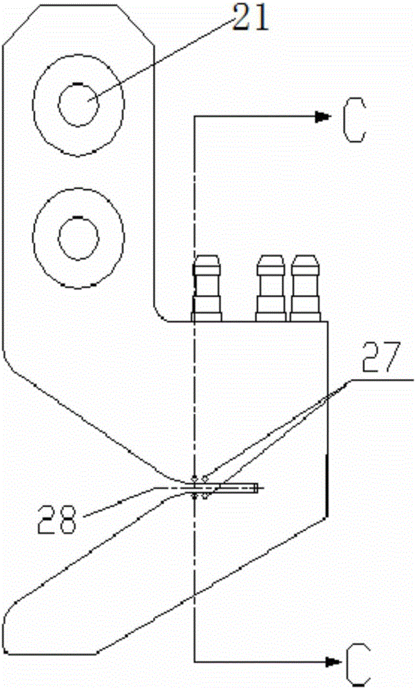 Pneumatic tuck-in device for loom