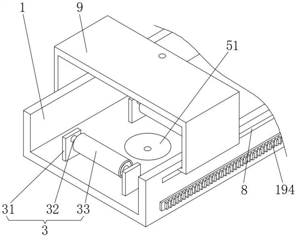 Surface cleaning device for tempered glass production and application method thereof