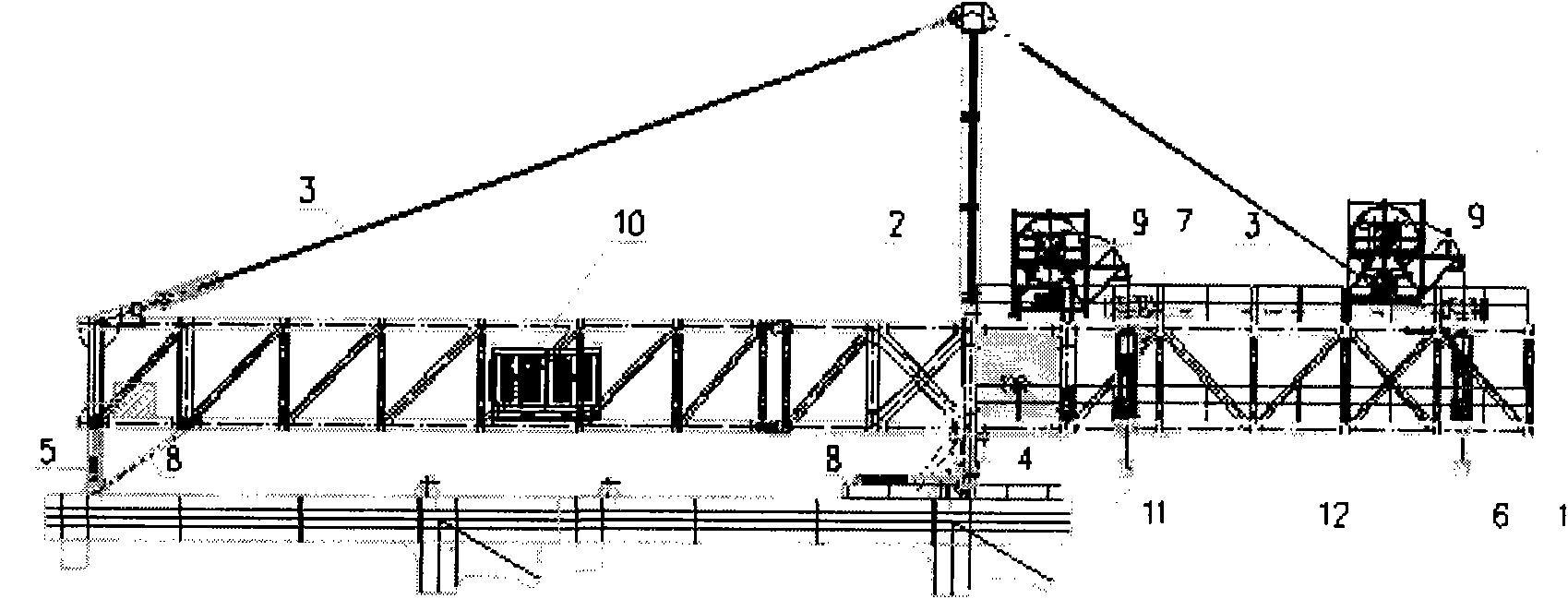 Separable large-section truss girder hydraulic lifting device
