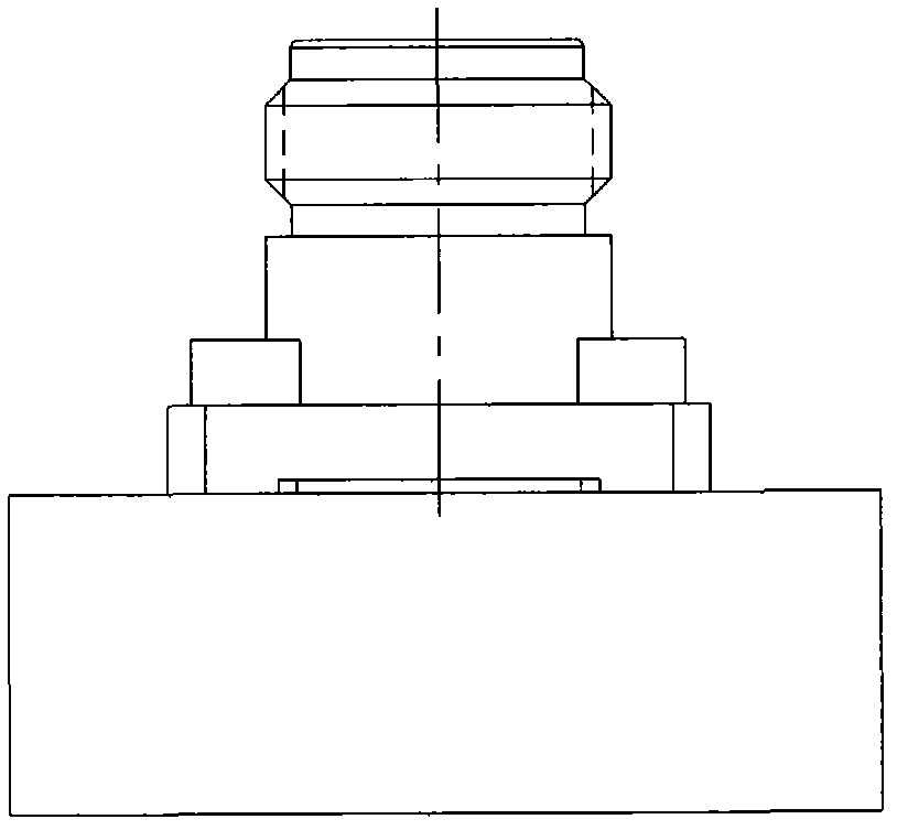 N-type flange connector with improved cross modulation