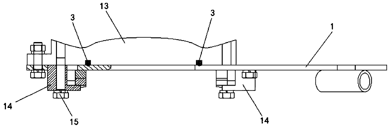 Discharge door mechanism of pump truck hopper and pump truck