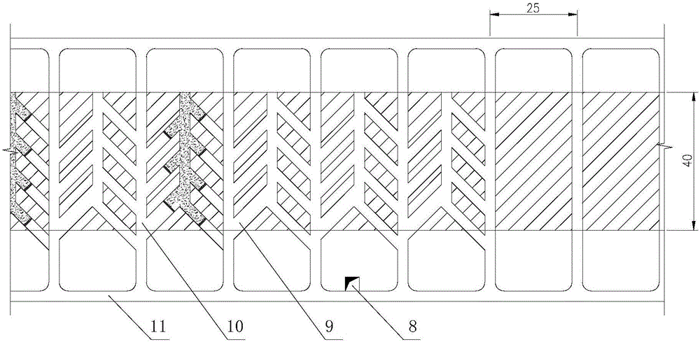 Deep part high-stress environment self-stabilizing arched stope arrangement mining method