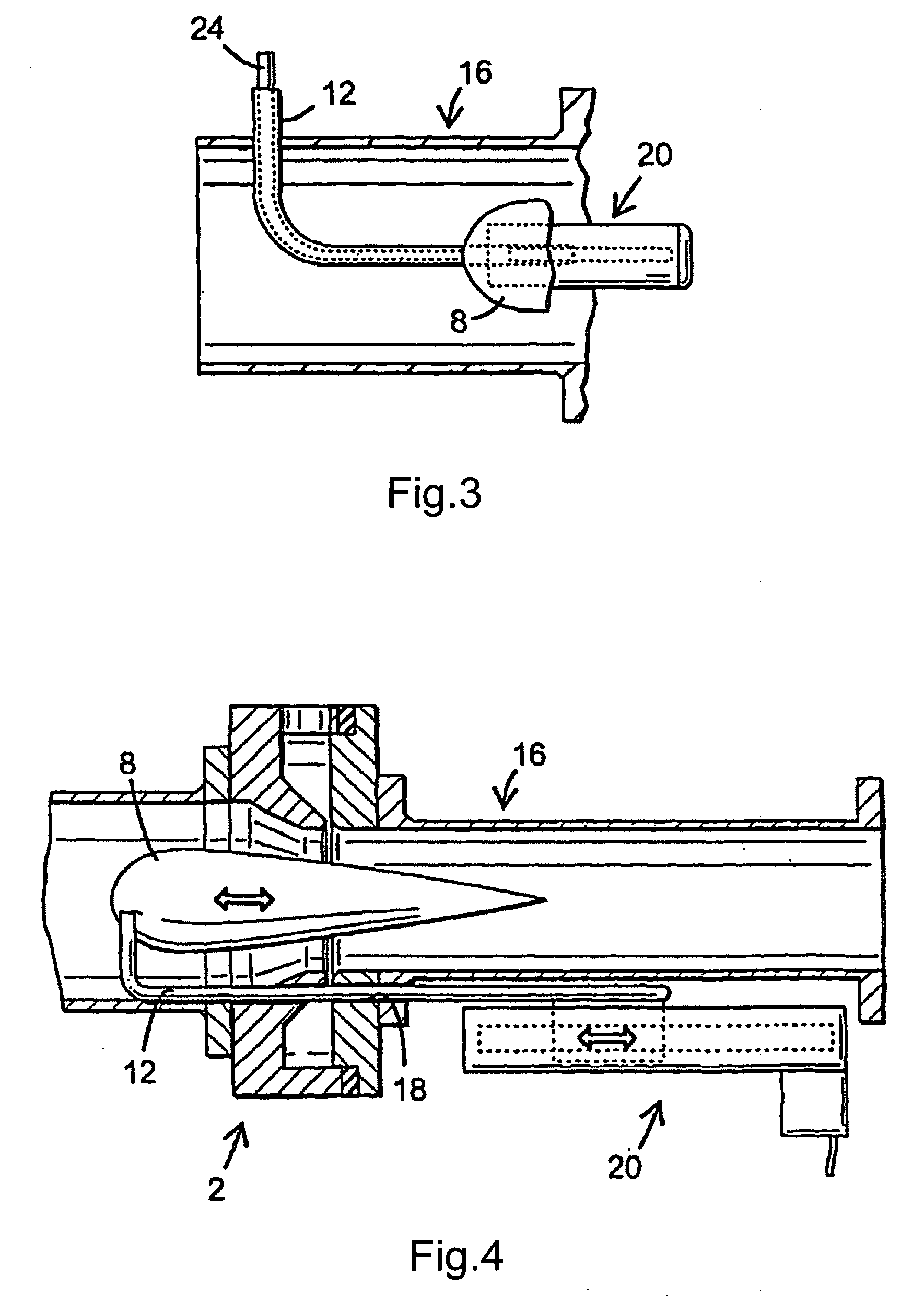 Arrangement for mixing a first and second gas flow with downstream control