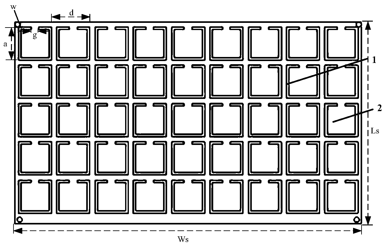 High-isolation and high-gain dual-unit microstrip antenna and manufacturing method thereof