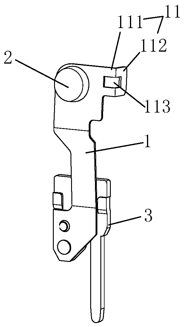 Movable spring structure capable of preventing breakage and mis-connection and electromagnetic relay