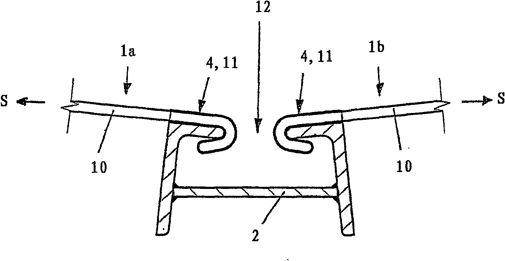 Fixing method for filter screen plug-in component in oscillation sieving machine and oscillation sieving machine of asphalt mixing apparatus