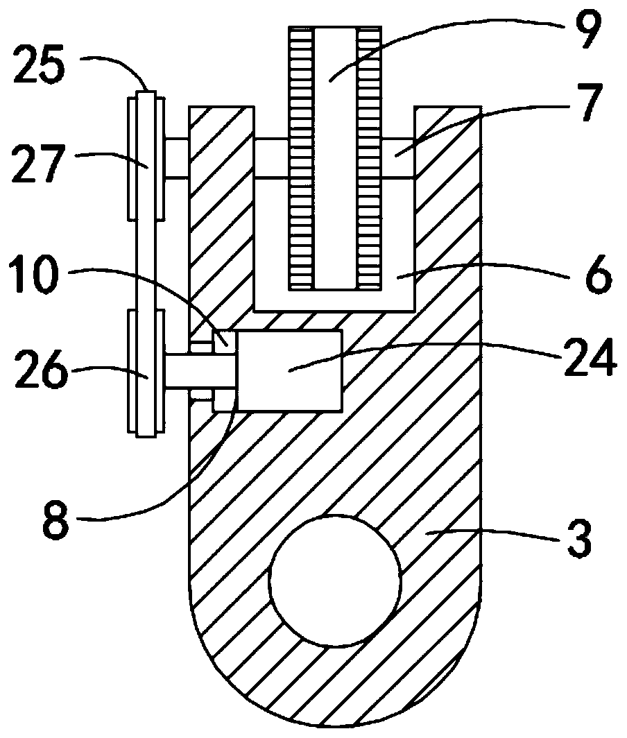 Distribution line insulator cleaning tool