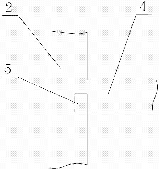 Multi-furnace casting method for aluminum ingot and chute assembly and casting equipment for implementing the method