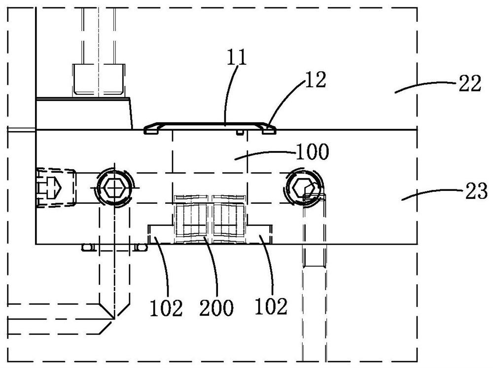 Mold structure for molding glass insert