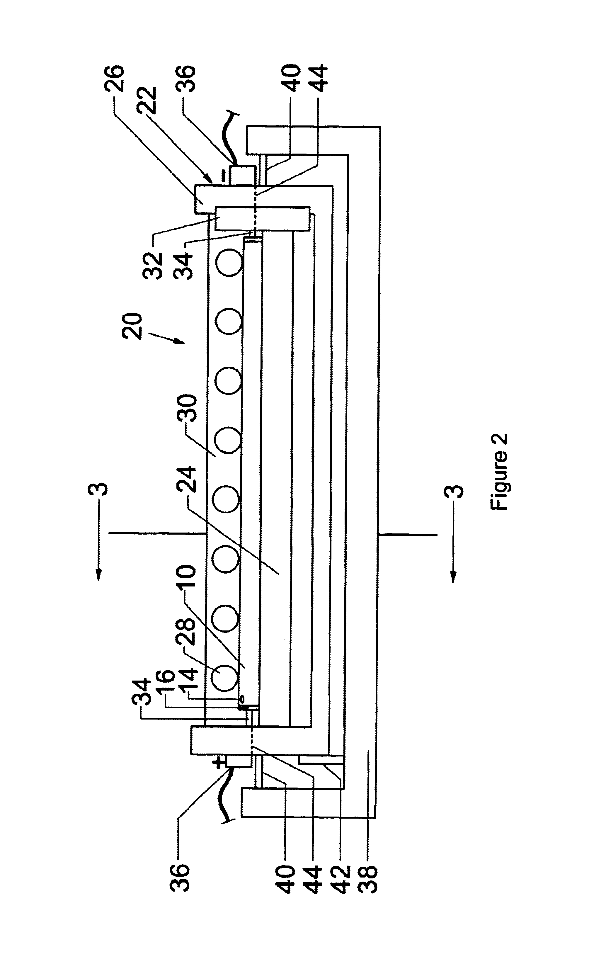 Variable-volume disposable isoelectric focusing cell and method of isoelectric focusing