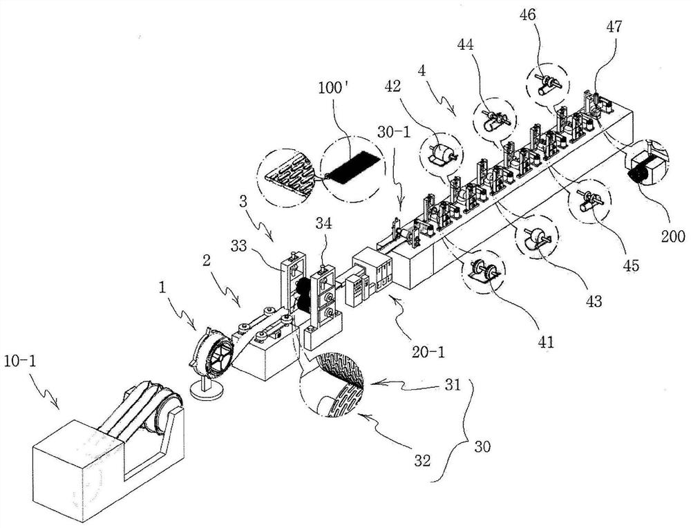 Embossed stainless steel pipe manufacturing device and embossed stainless steel pipe manufacturing method using the same