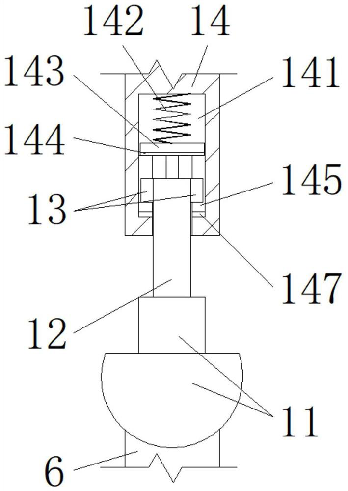 A chain-driven coal mining device for multi-station transportation