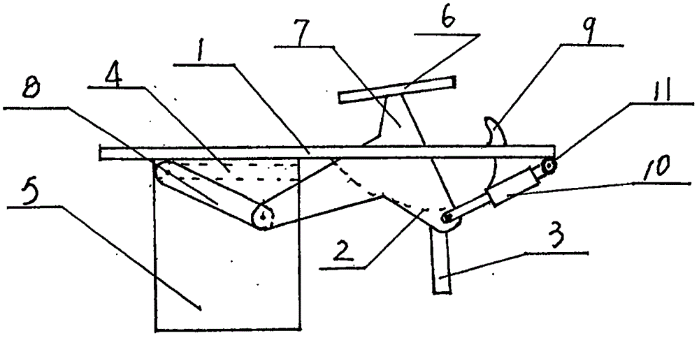 Pedal type squatting pan capable of discharging excrement by opening door