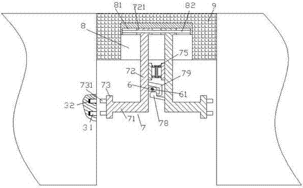 Expansion joint covering device for municipal bridge