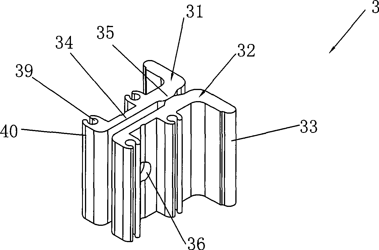 Section bar connection device and section bar apparatus with the same