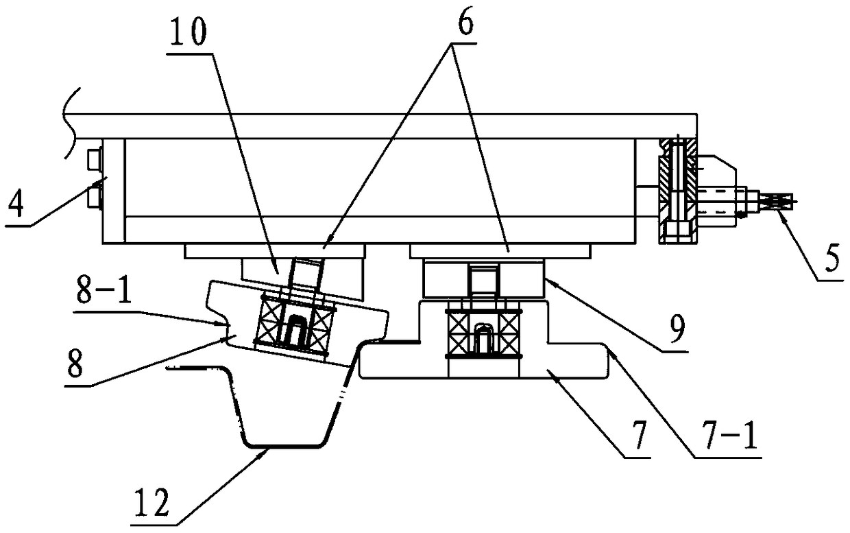 A rolling device for ensuring the straightness of flange edges of cold-formed products