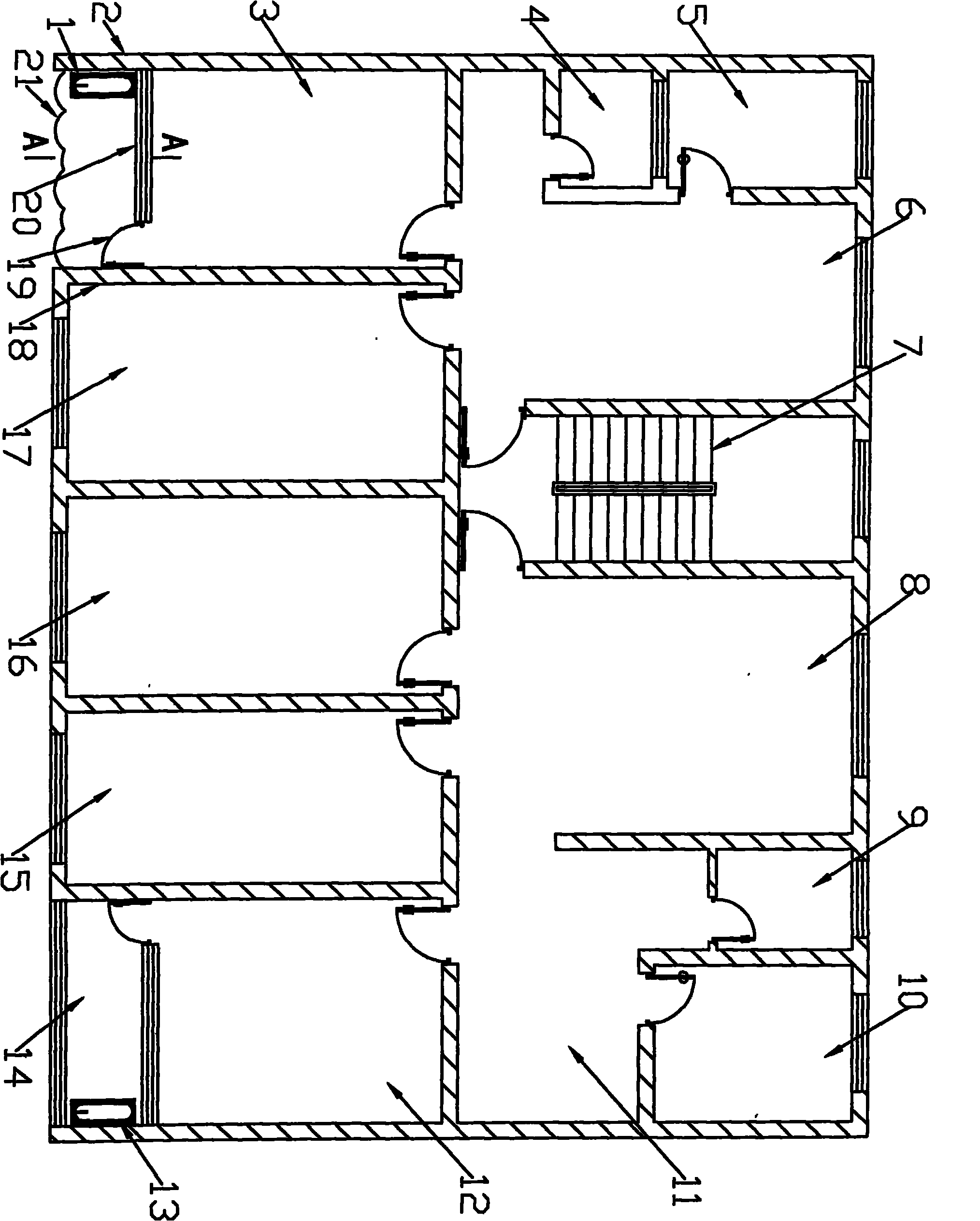 Flat plate-type solar balcony bathroom