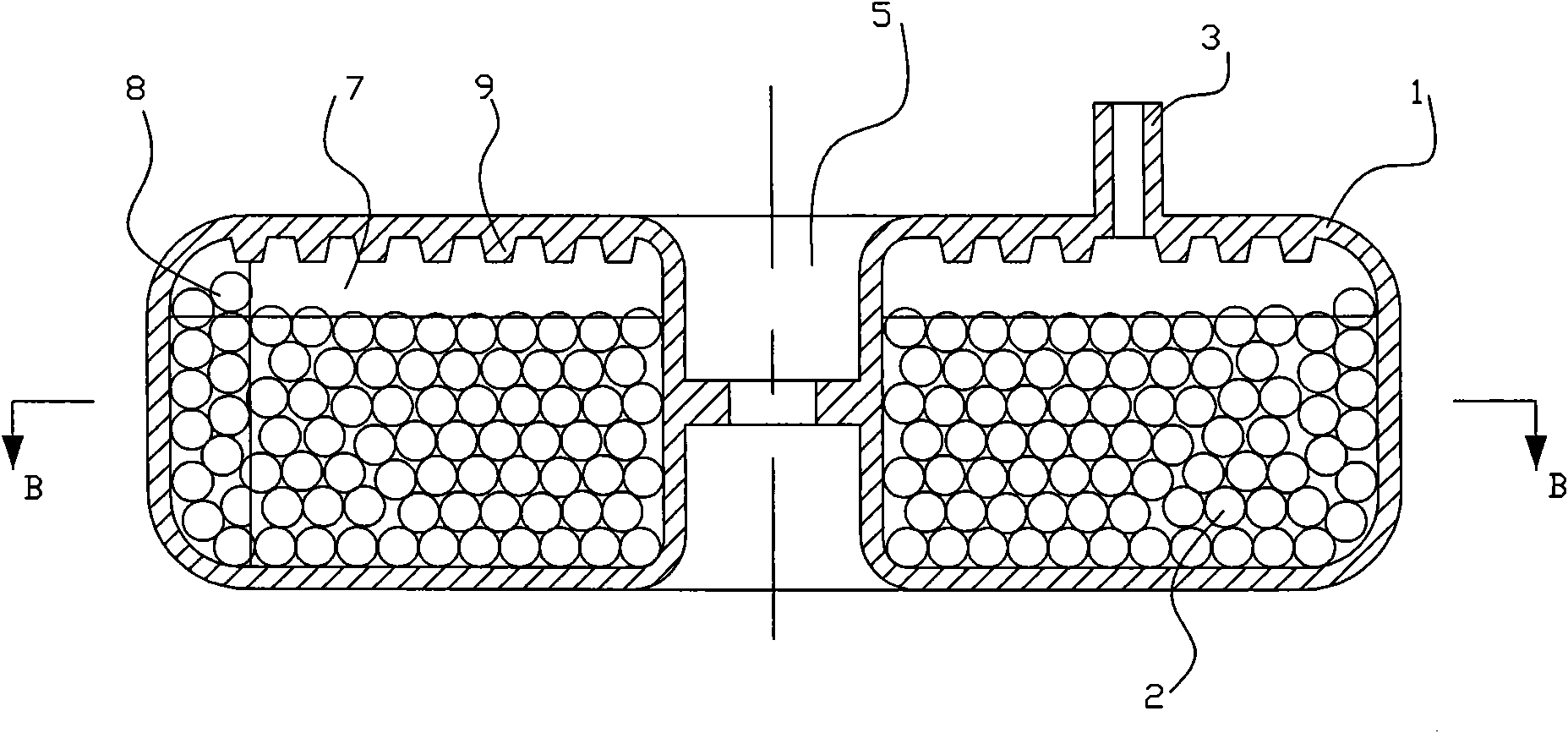 Oxygen humidifying and conveying device