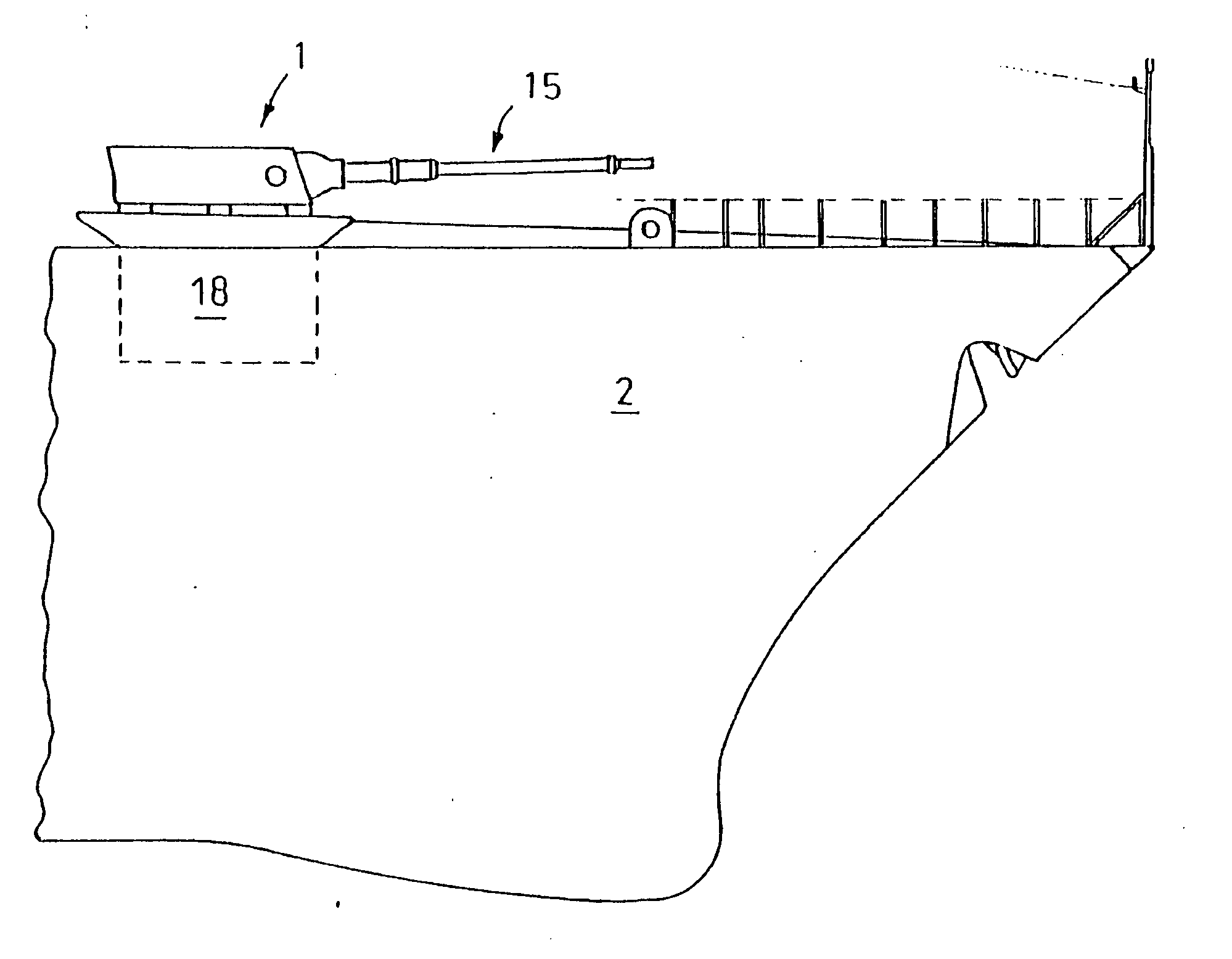 Integration of a large calibre gun on a ship