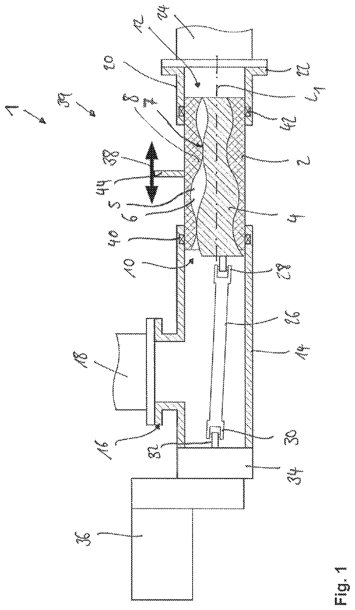 Controlling the gap geometry in an eccentric screw pump