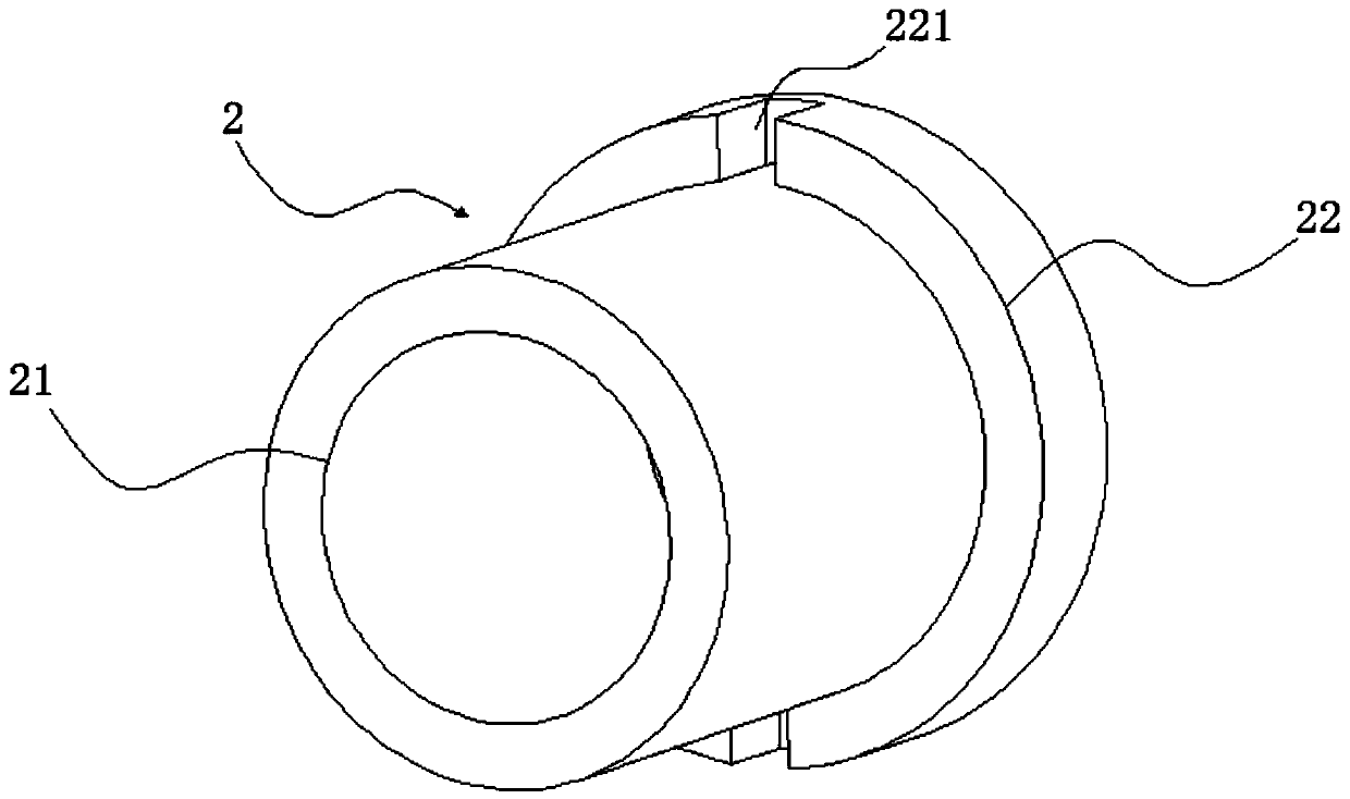 A golf club with replaceable head