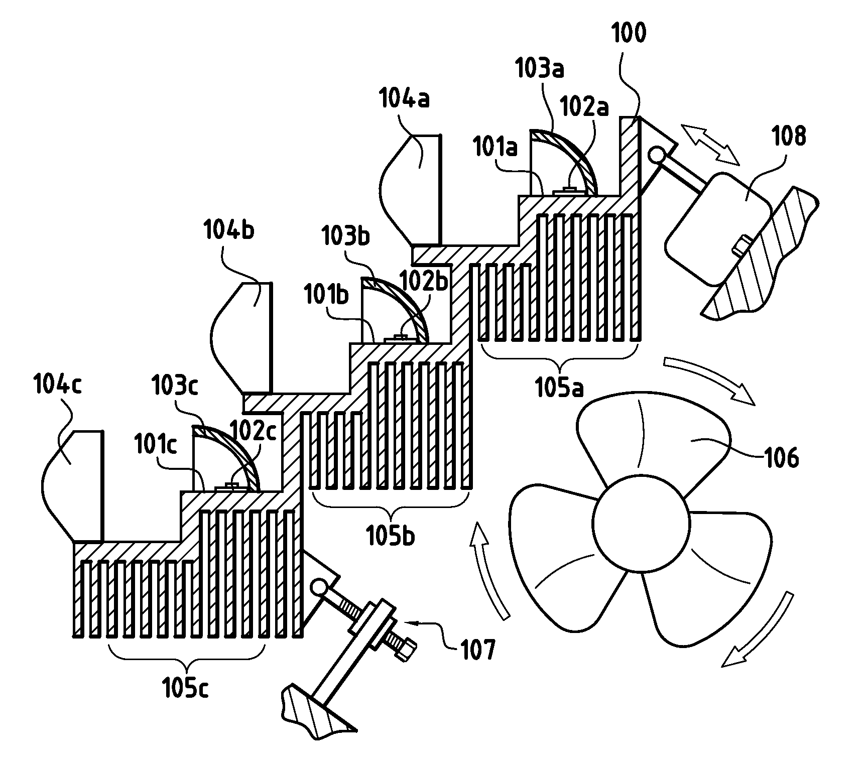 Lighting and/or signaling device for a motor vehicle incorporating a material having thermal anisotropy