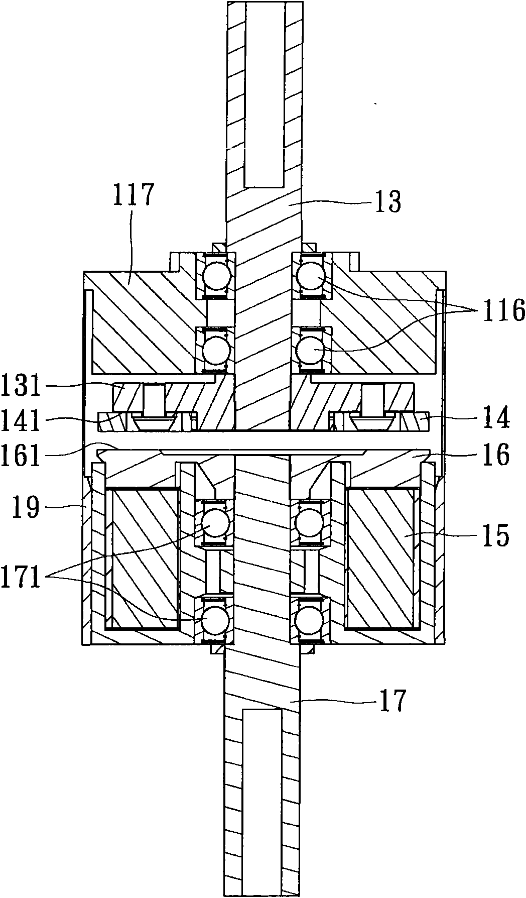 Electromagnetically separated and closed yarn storage device and yarn detection method thereof