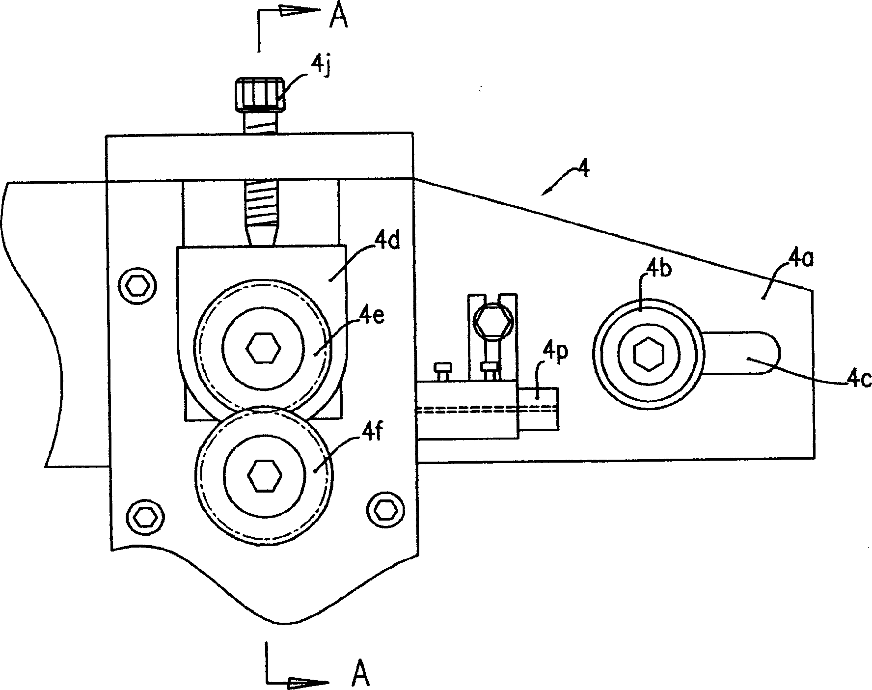 Wire feeder for plastic hose steel wire winding machine