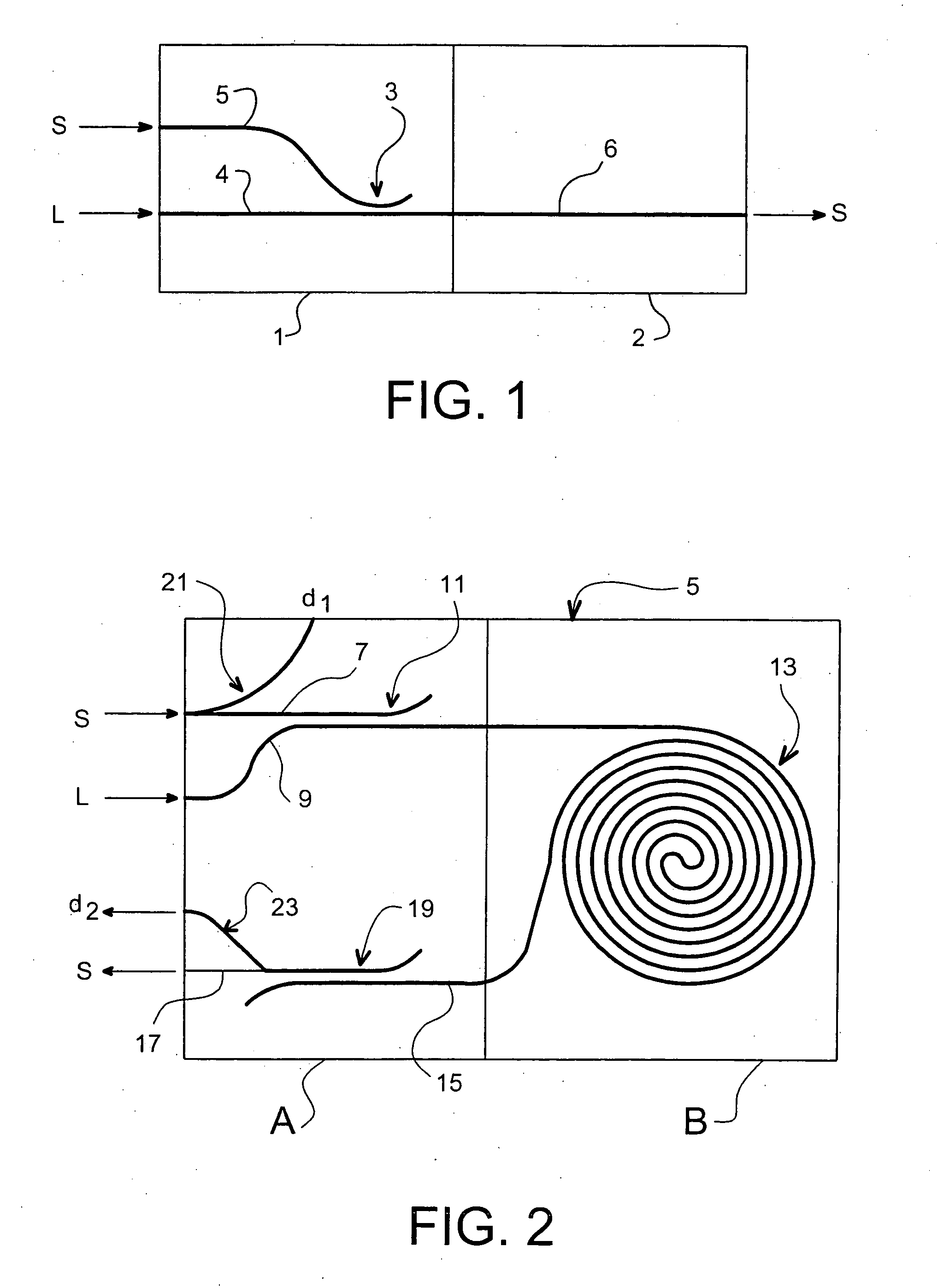 Optical amplification structure with an integrated optical system and amplification housing integrating one such structure