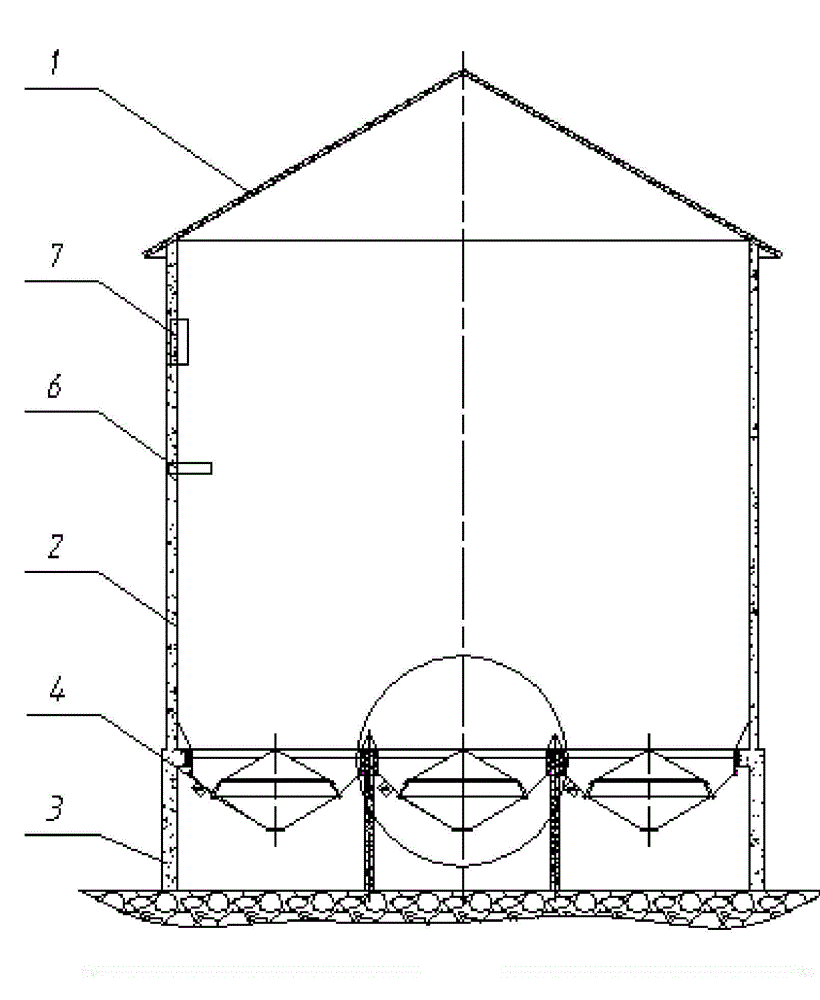 Multi-bucket vibratory discharge silo and layered discharge method thereof