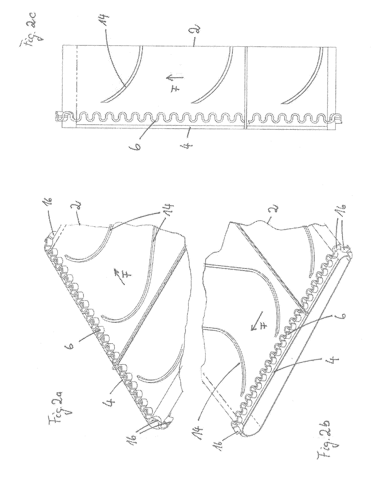 Header with Middle Belt and Additional Grain Loss Prevention Means