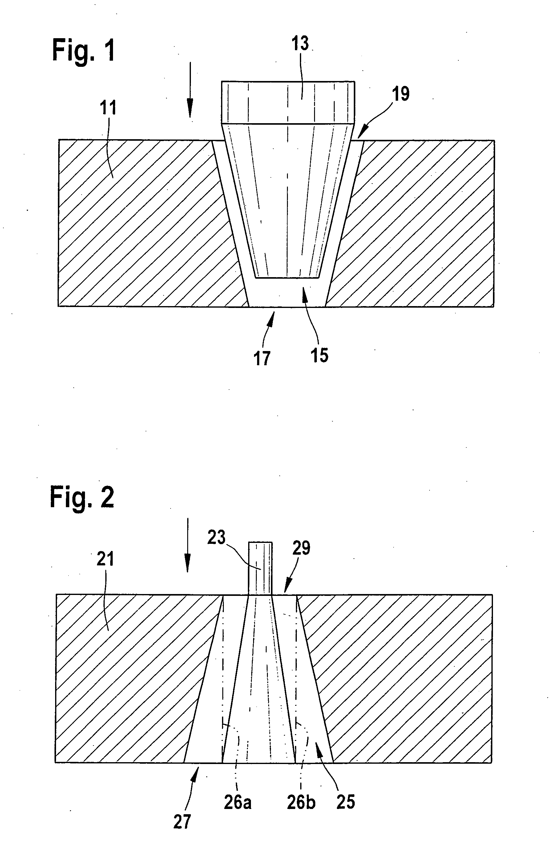 Method and device for removing metallic material of a workpiece