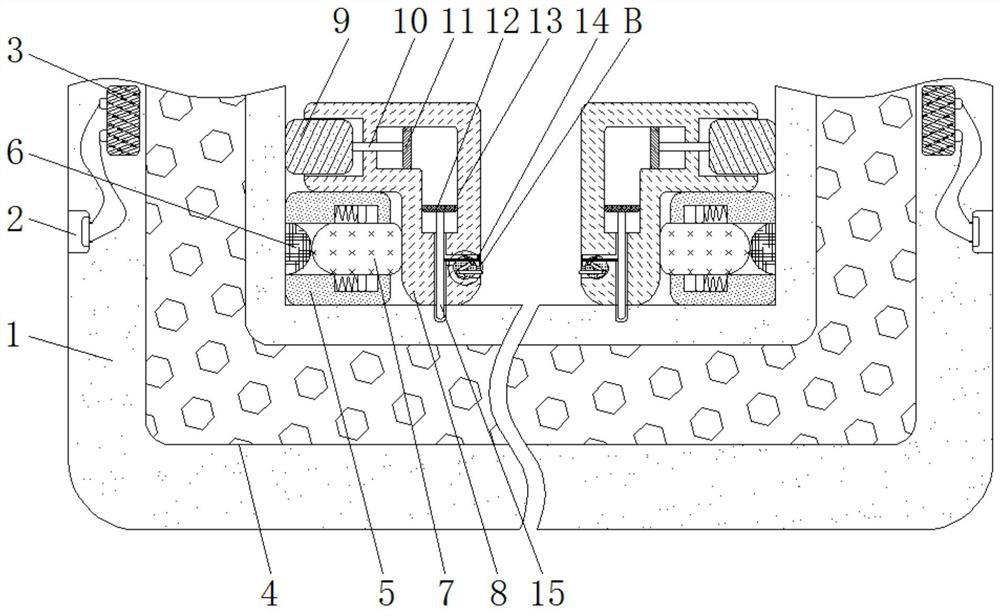 Corrugated carton capable of improving structural strength